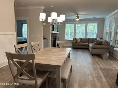 Dining - 204 Dixie Ct, Mccormick, SC 29835 photo 2 of 2