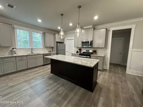 Kitchen - 204 Dixie Ct, Mccormick, SC 29835 photo 3 of 3