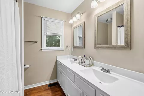 Bath - 121 Eason Dr, Rockingham, NC 28379 photo 1 of 2