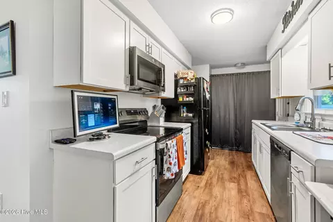 Kitchen - 121 Eason Dr, Rockingham, NC 28379 photo 4 of 4
