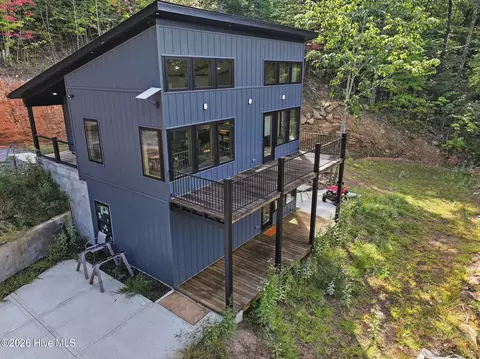 Exterior - 58 Mutt Rdg, Murphy, NC 28906 photo 5 of 9