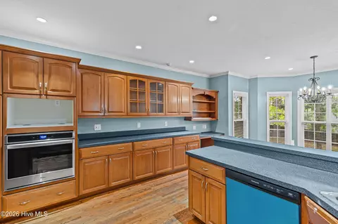 Kitchen - 981 Shadwell Dr, Evans, GA 30809 photo 4 of 5