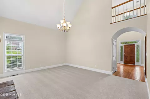 Living - 981 Shadwell Dr, Evans, GA 30809 photo 2 of 3