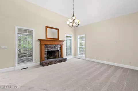 Living - 981 Shadwell Dr, Evans, GA 30809 photo 1 of 3