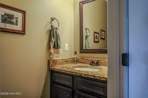 Bath - 5637 Sunbury Loop, Evans, GA 30809 photo 5 of 5