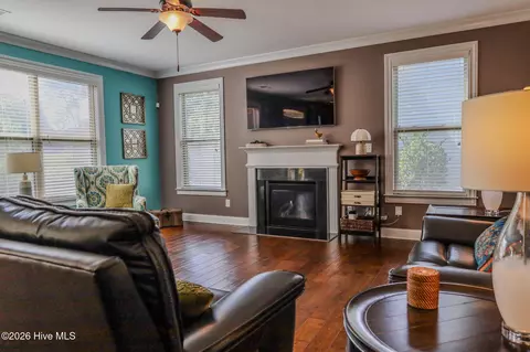 Living - 5637 Sunbury Loop, Evans, GA 30809 photo 3 of 5