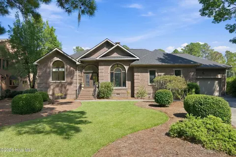 2402 Turtle Bay Dr, New Bern, NC 28562
