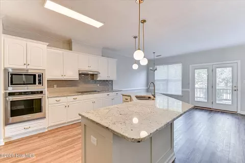 Kitchen - 724 Avrett Cir, Evans, GA 30809 photo 2 of 6