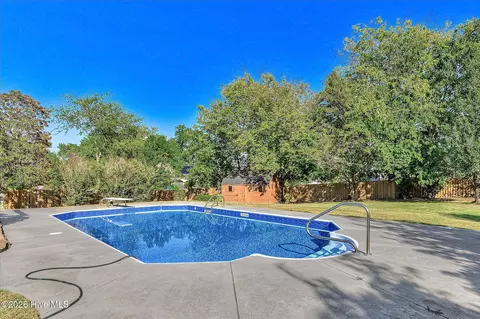 Exterior - 724 Avrett Cir, Evans, GA 30809 photo 8 of 12