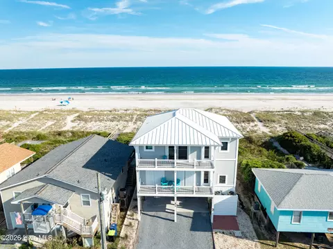 809 N Anderson Blvd, Topsail Beach, NC 28445