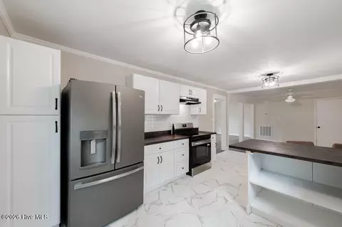 Kitchen - 9 Linnet Loop, North Augusta, SC 29841 photo 3 of 3