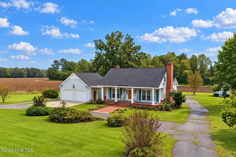 571 Coleman Rd, Tabor City, NC 28463
