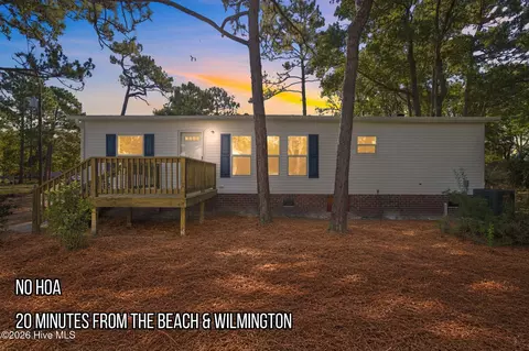 209 Sycamore Rd, Southport, NC 28461