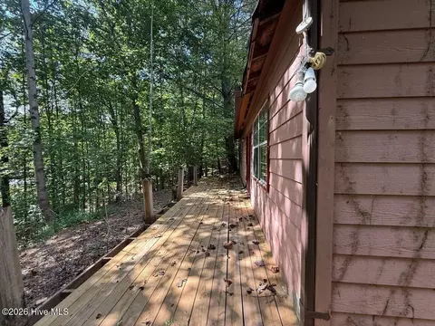 Exterior - 61 Manny Ln, Murphy, NC 28906 photo 4 of 5