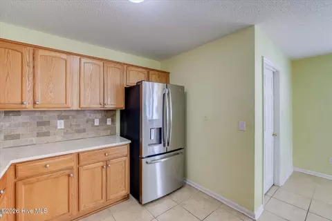 Kitchen - 471 Connemara Trl UNIT B, Evans, GA 30809 photo 3 of 3