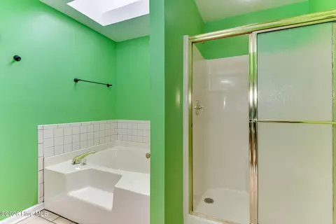 Bath - 4026 Dowling Dr, Martinez, GA 30907 photo 3 of 4