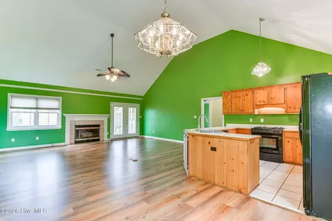 Living - 4026 Dowling Dr, Martinez, GA 30907 photo 7 of 7