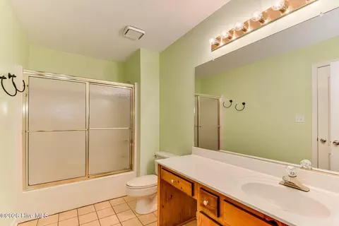 Bath - 4026 Dowling Dr, Martinez, GA 30907 photo 4 of 4