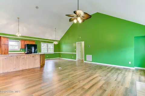 Living - 4026 Dowling Dr, Martinez, GA 30907 photo 5 of 7