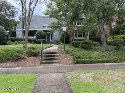 2830 Hydrangea Pl, Wilmington, NC 28403