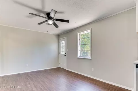 Living - 1966 Neptune Dr, Augusta, GA 30906 photo 5 of 8