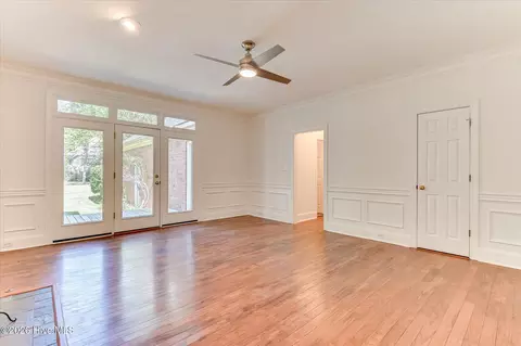 Living - 1096 Rivershyre Dr, Evans, GA 30809 photo 5 of 5