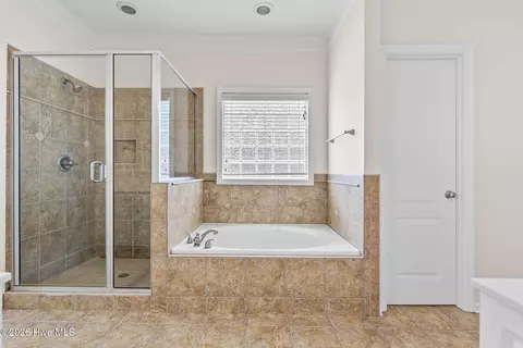 Bath - 1071 Conn Dr, Evans, GA 30809 photo 1 of 8