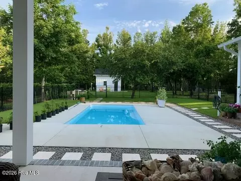 351 Olde Point Loop, Hampstead, NC 28443 photo 3
