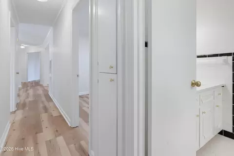Entry Way - 4635 Hallsboro Rd N, Clarkton, NC 28433 photo 5 of 5