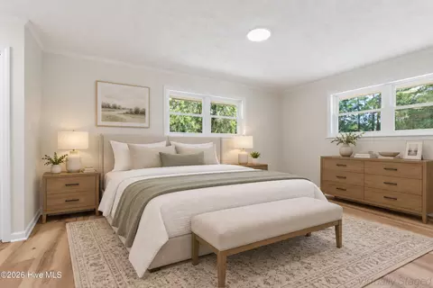 Bedroom - 4635 Hallsboro Rd N, Clarkton, NC 28433 photo 6 of 7