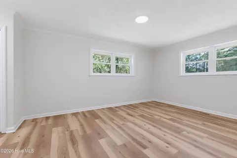 Bedroom - 4635 Hallsboro Rd N, Clarkton, NC 28433 photo 5 of 7