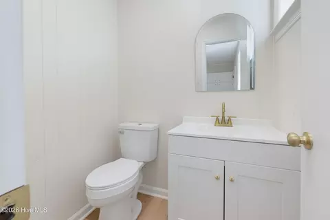 Bath - 4635 Hallsboro Rd N, Clarkton, NC 28433 photo 1 of 8