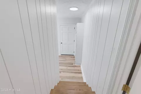 Entry Way - 4635 Hallsboro Rd N, Clarkton, NC 28433 photo 4 of 5