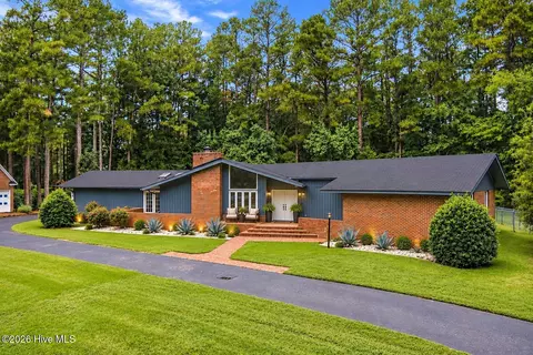 407 Bundy Ln, Laurinburg, NC 28352