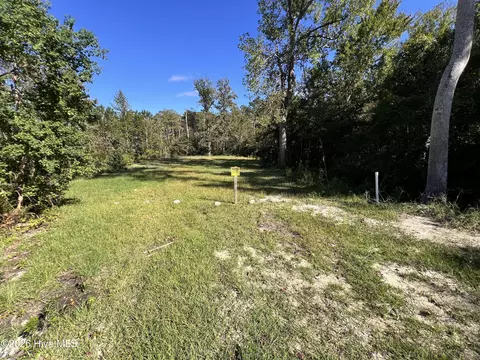 436 Vfw Rd, Cedar Point, NC 28584 photo 13