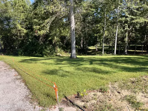 436 Vfw Rd, Cedar Point, NC 28584 photo 3