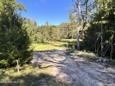 436 Vfw Rd, Cedar Point, NC 28584 photo 6