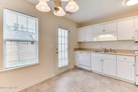 Kitchen - 1808 Lauren Ln, Augusta, GA 30909 photo 2 of 4