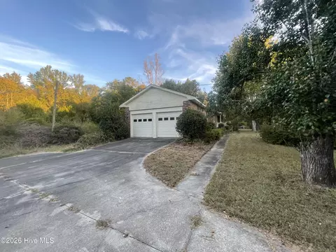 Exterior - 520 Morris Rd NE, Thomson, GA 30824 photo 7 of 8