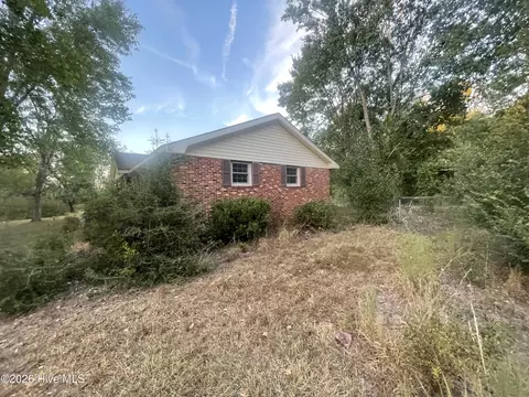 Exterior - 520 Morris Rd NE, Thomson, GA 30824 photo 6 of 8