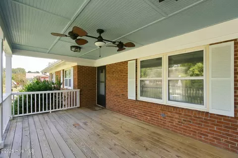 138 Carl Seitter Dr, Wilmington, NC 28401