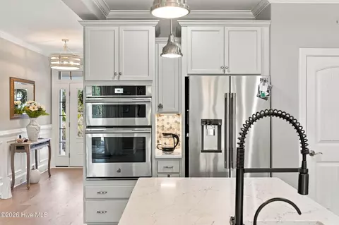 Kitchen - 210 Knots Bend Dr, Hampstead, NC 28443 photo 1 of 7