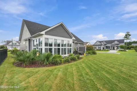 Exterior - 210 Knots Bend Dr, Hampstead, NC 28443 photo 13 of 16