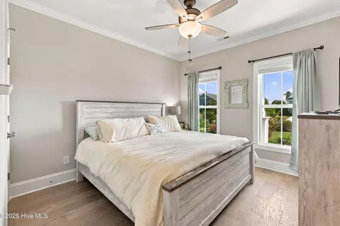 Bedroom - 210 Knots Bend Dr, Hampstead, NC 28443 photo 2 of 8
