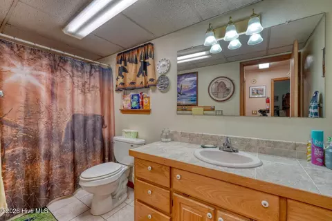 Bath - 219 Stonecrest Ln, Murphy, NC 28906 photo 1 of 2