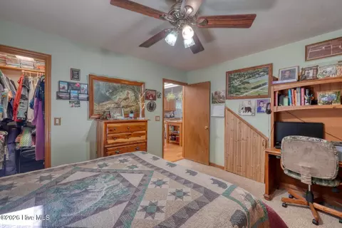 Bedroom - 219 Stonecrest Ln, Murphy, NC 28906 photo 3 of 6