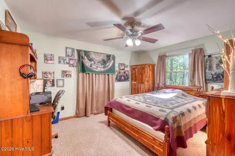Bedroom - 219 Stonecrest Ln, Murphy, NC 28906 photo 2 of 6