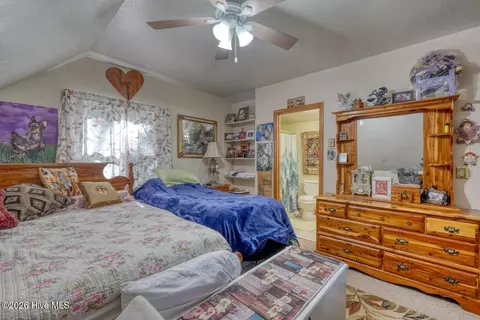 Bedroom - 219 Stonecrest Ln, Murphy, NC 28906 photo 5 of 6