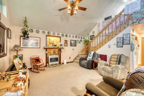 Living - 219 Stonecrest Ln, Murphy, NC 28906 photo 1 of 4