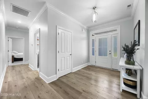 Entry Way - 323 Crown Pointe Dr, Hampstead, NC 28443 photo 1 of 6
